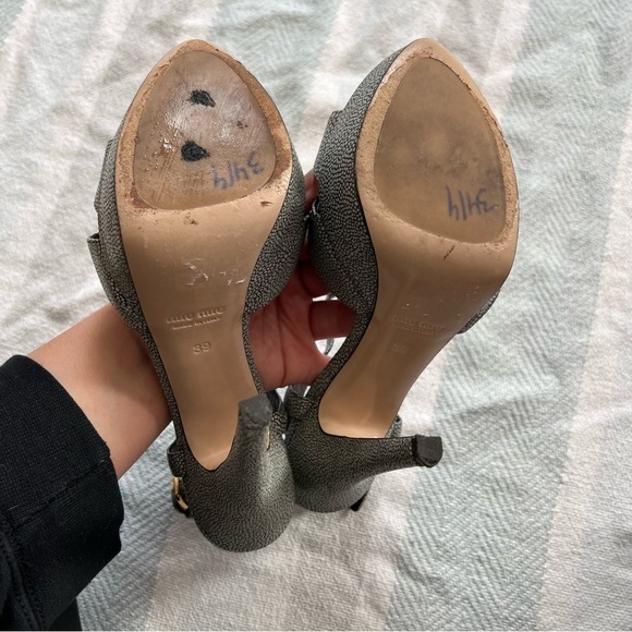 Miu Miu Women's Sz 39 US 9 Stingray Gray Green High Platform Sandals Heels - Picture 2 of 5